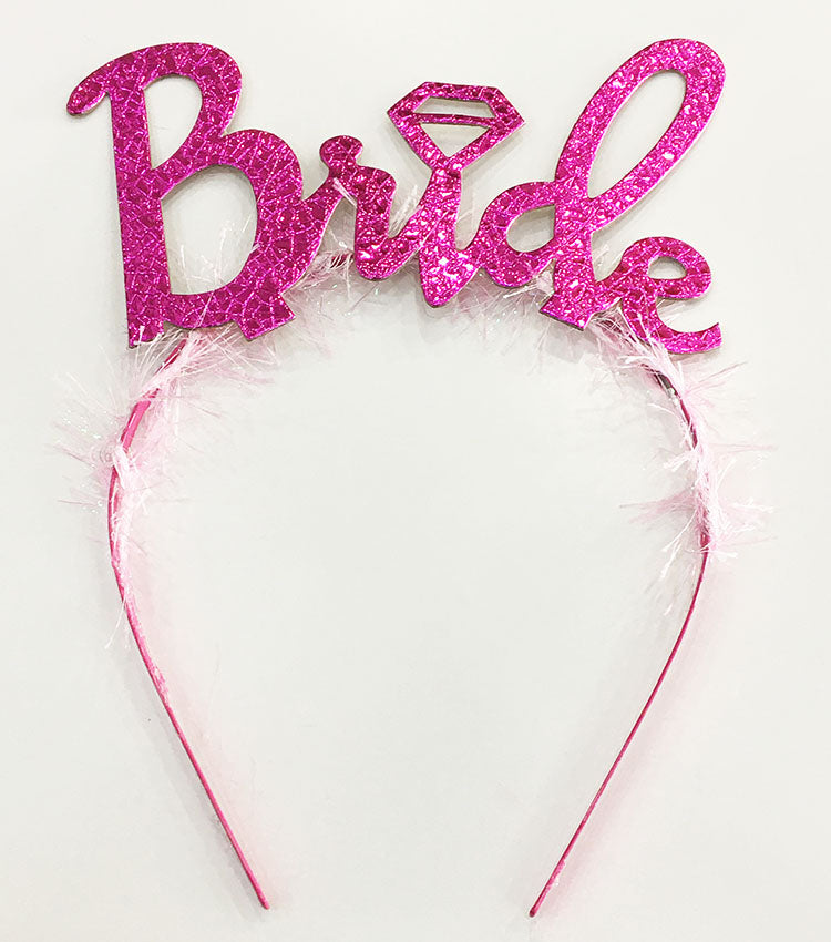 تاج عروس وردي فوكسيا مكتوب عليه Bride بخط مائل وخاتم زواج (5347)