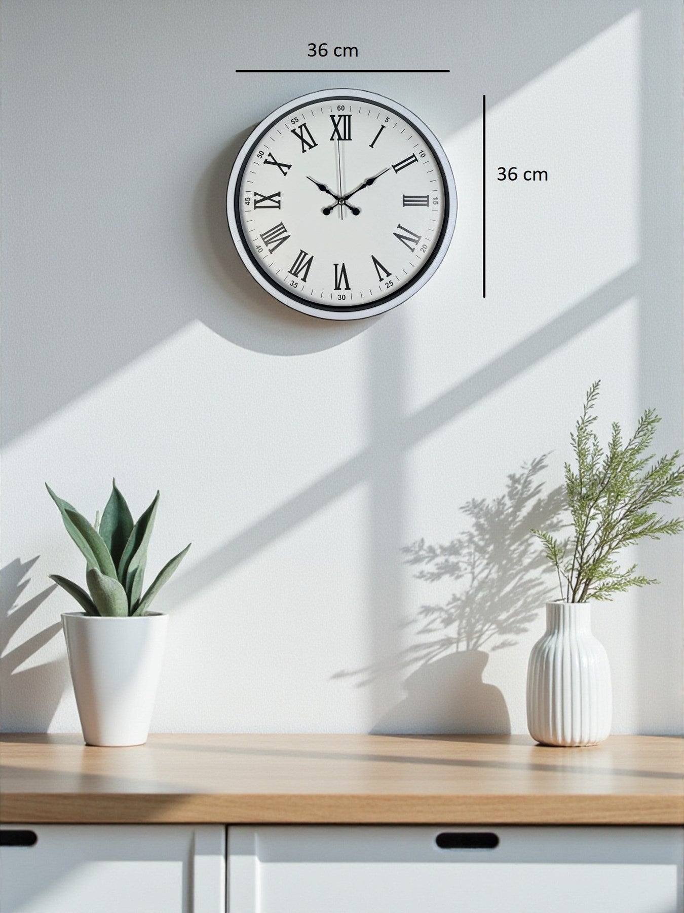 36 Cm Beyaz Roman Rakamlı Duvar Saati