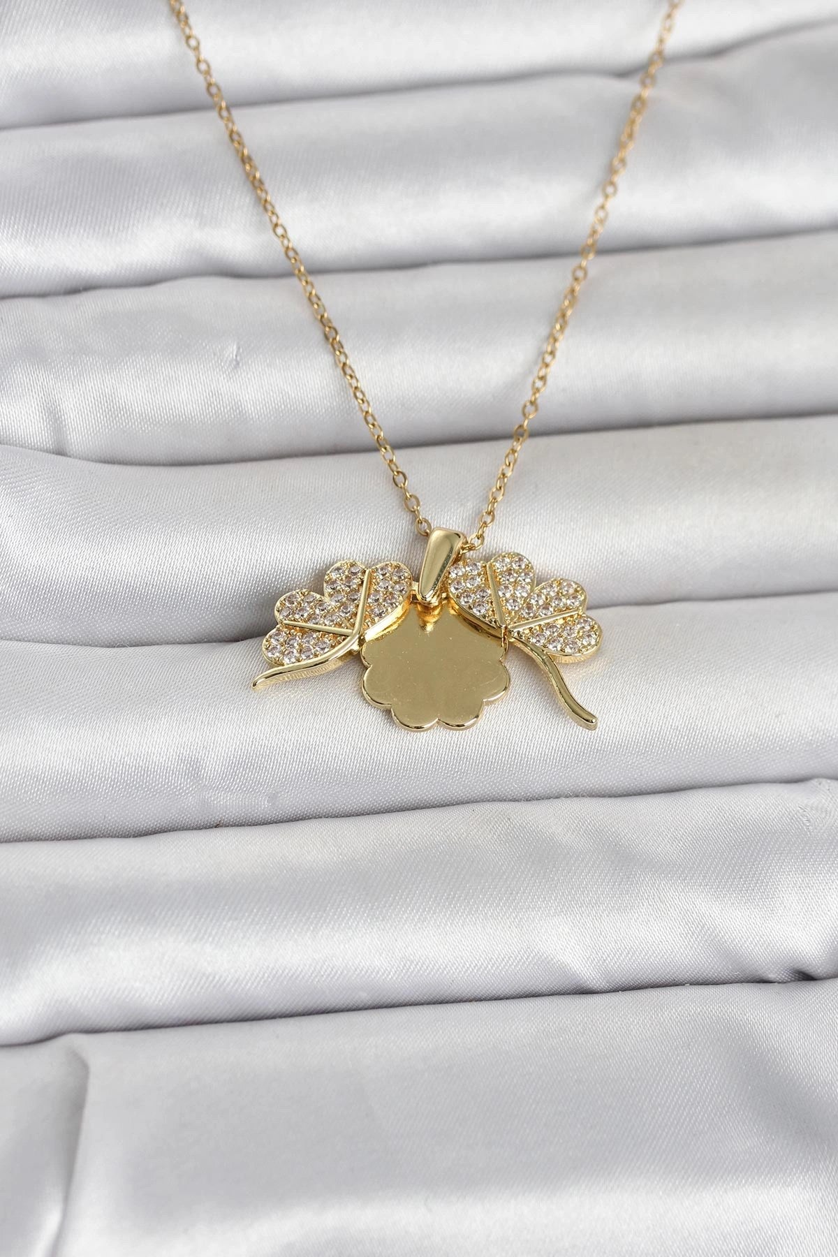 Mey İthalat® 316L Çelik Gold Renk Açılabilir Yonca Model Zirkon Taşlı Kadın Kolye