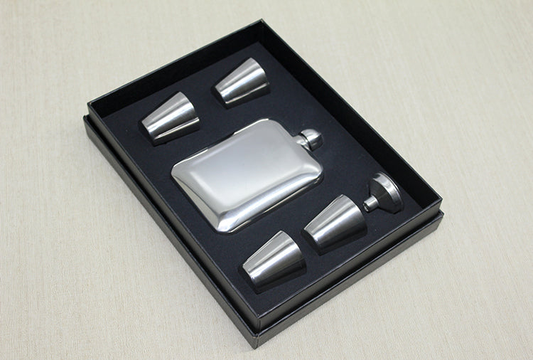 4-Shot Flask Set with Steel Glasses