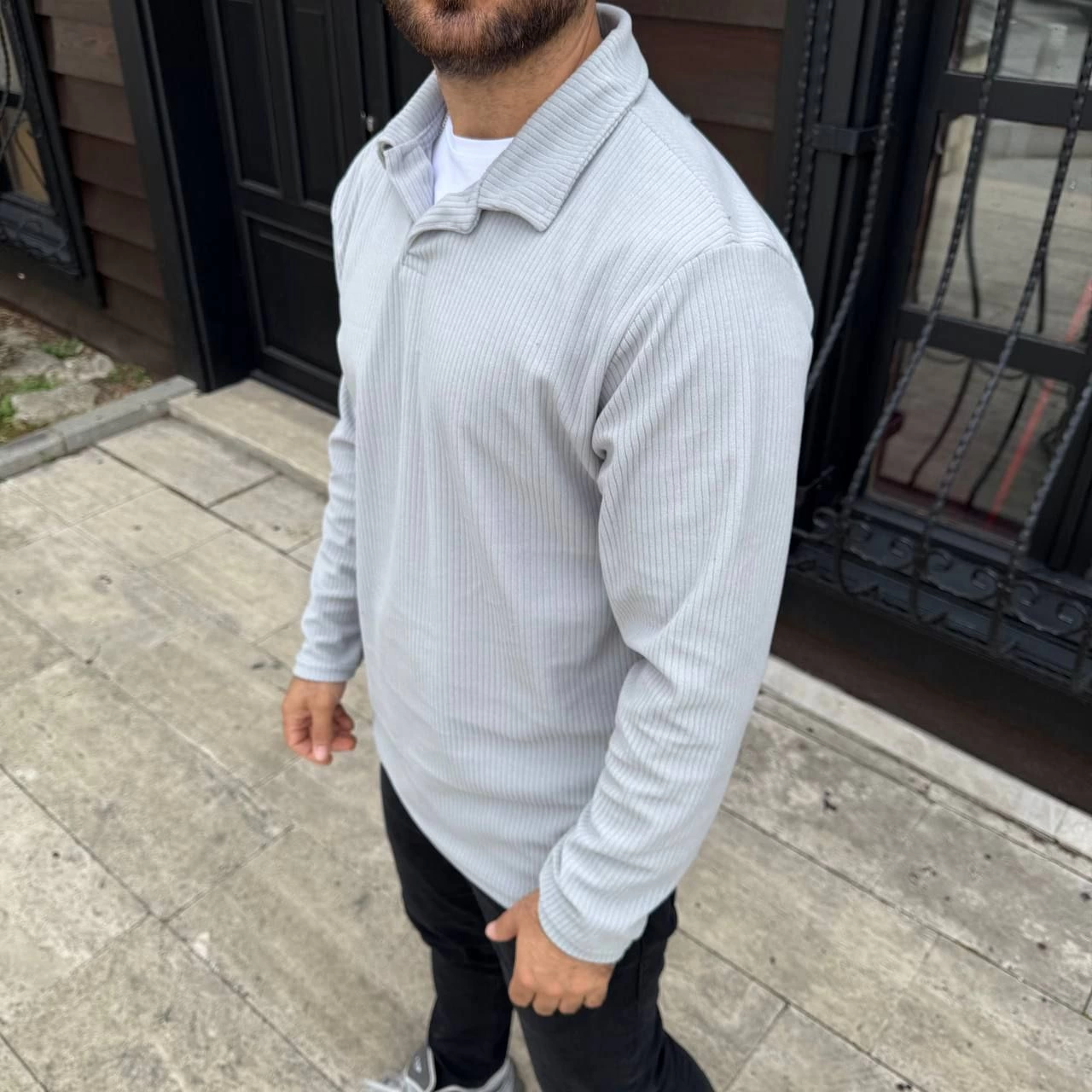 Men's Corduroy Fleece Sweatshirt - Buttonless Polo Collar, Oversize Relaxed Fit, Thick Fleece Fabric, Stylish Winter and Spring Everyday Top - Grey