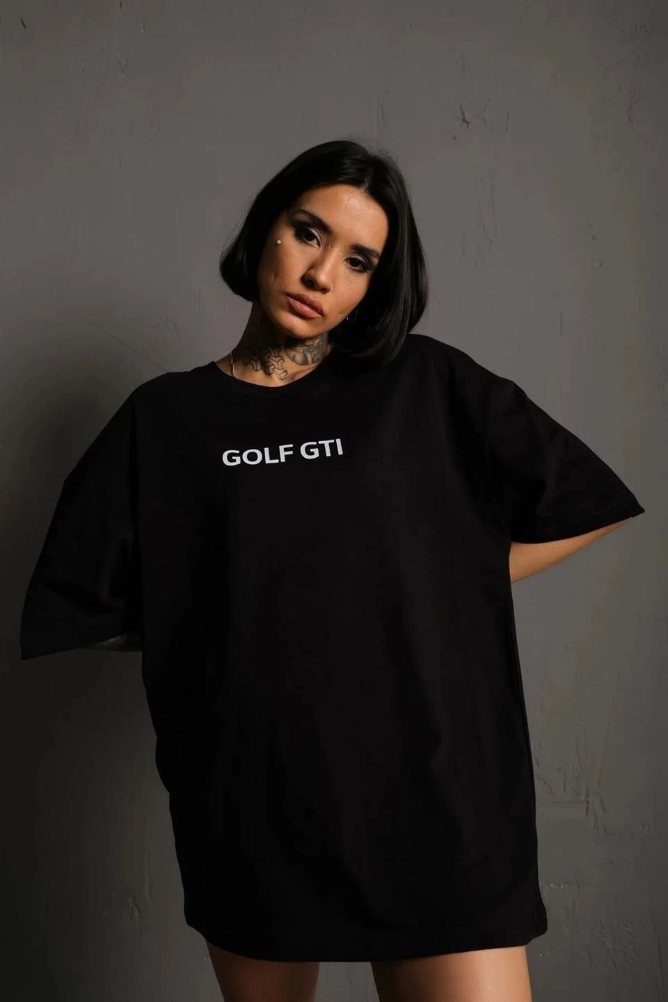 Kadın Oversize Baskılı Tişört - Golf GTI Retro Araba Desenli, Ön & Arka Dijital Baskı, Sokak Modası Stil - Siyah