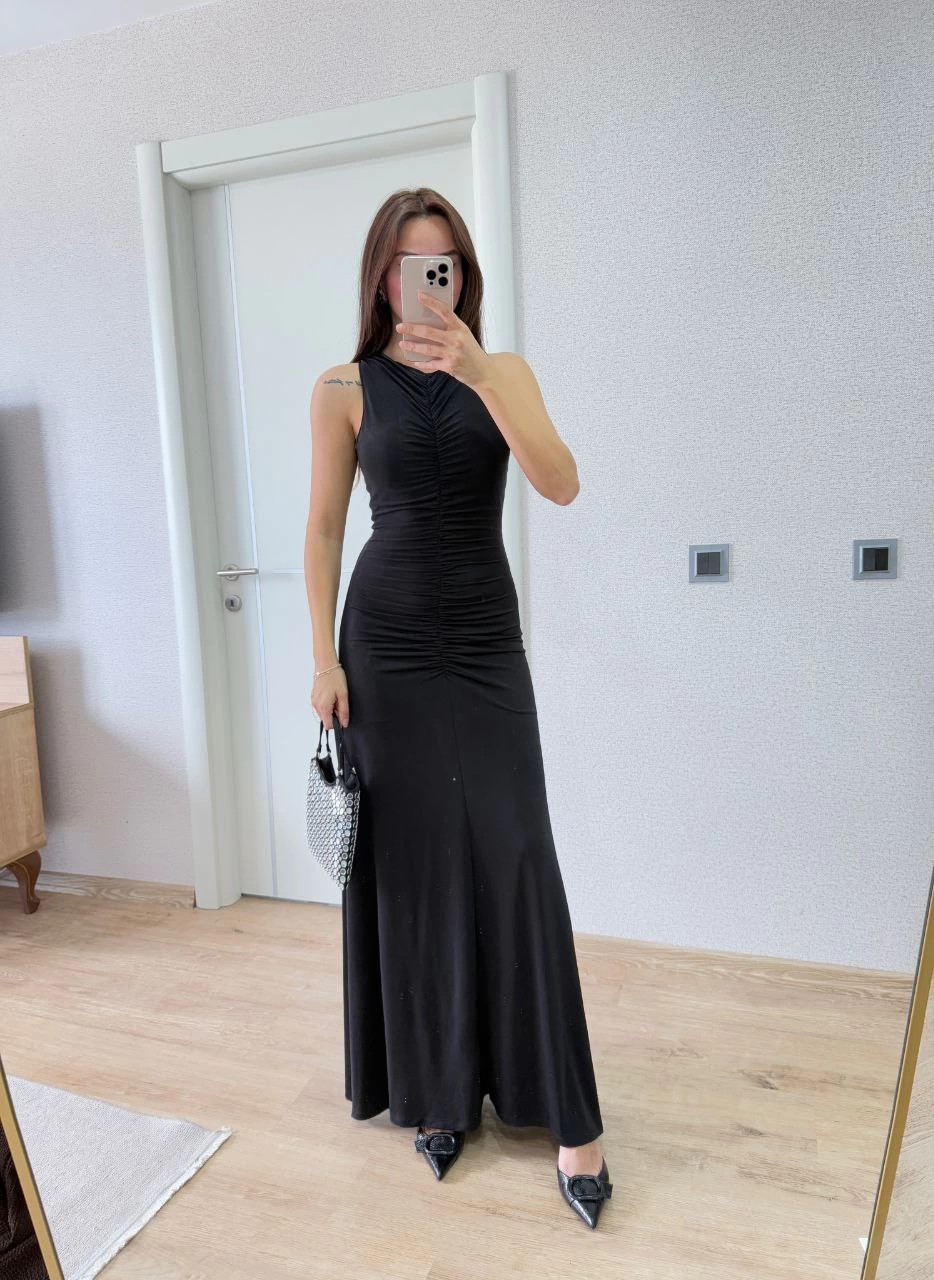 Smocked Long Sleeveless Dress with Lining and Shirred Fabric - Black