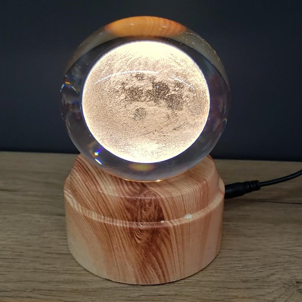 كرة زجاجية دوارة بتصميم قمر كامل