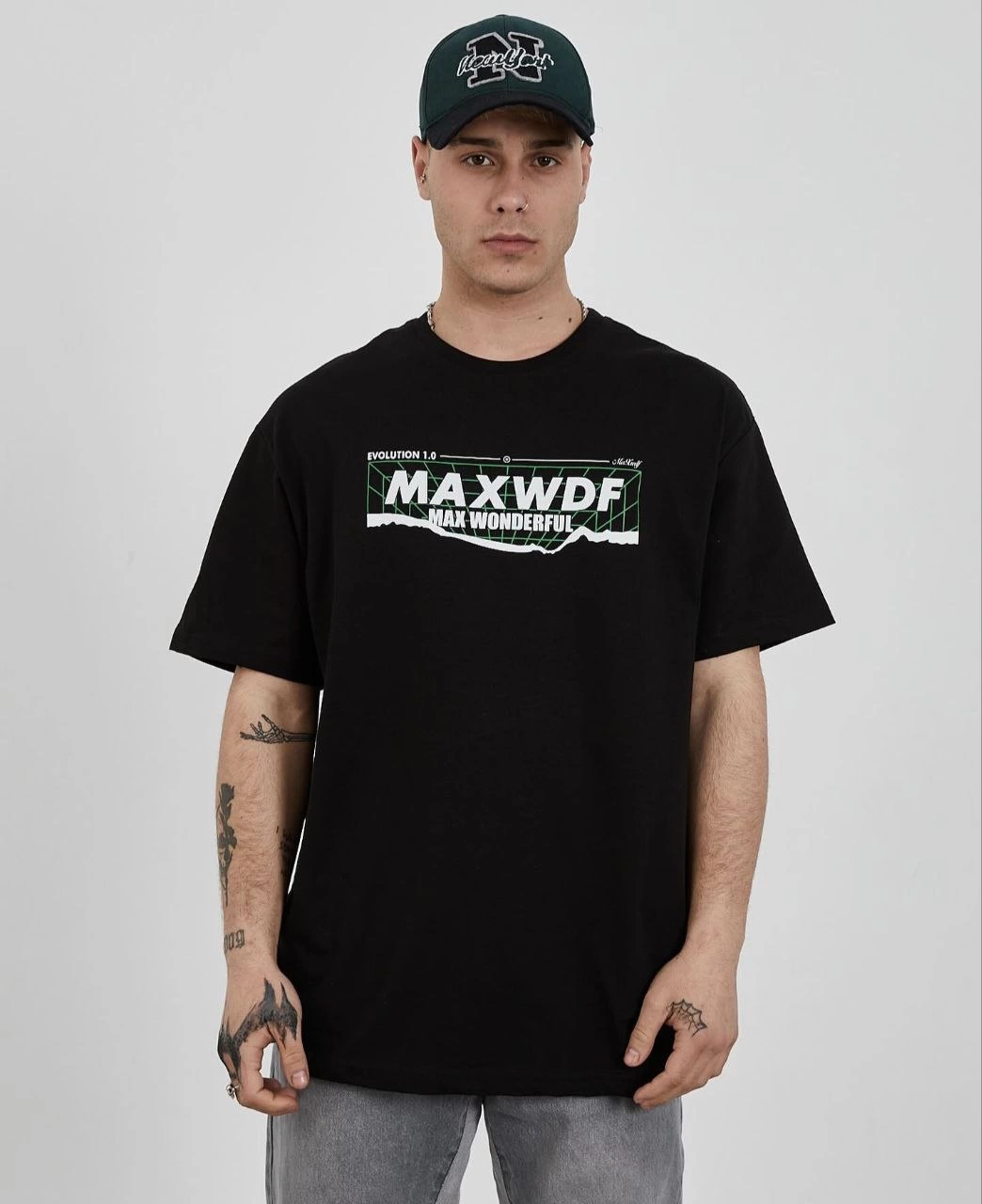 Unisex Crew Neck Printed Oversized T-Shirt - Black