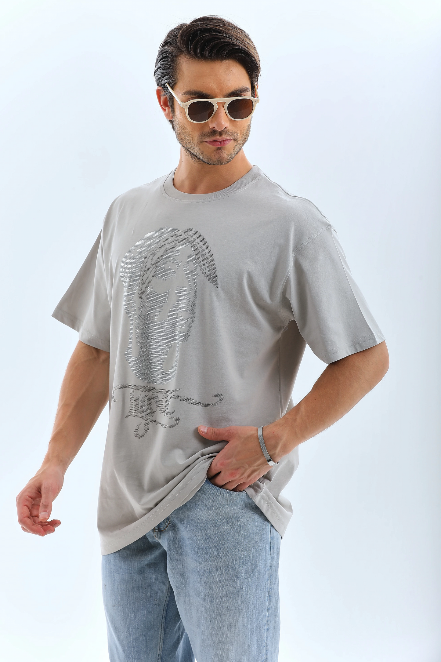 Unisex Oversize Embellished Crew Neck T-Shirt - Grey
