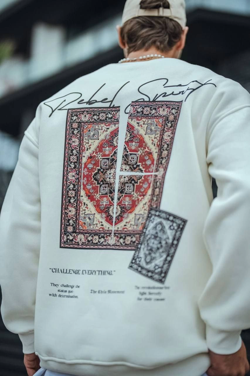 Long Sleeve Crew Neck Printed Sweatshirt - White