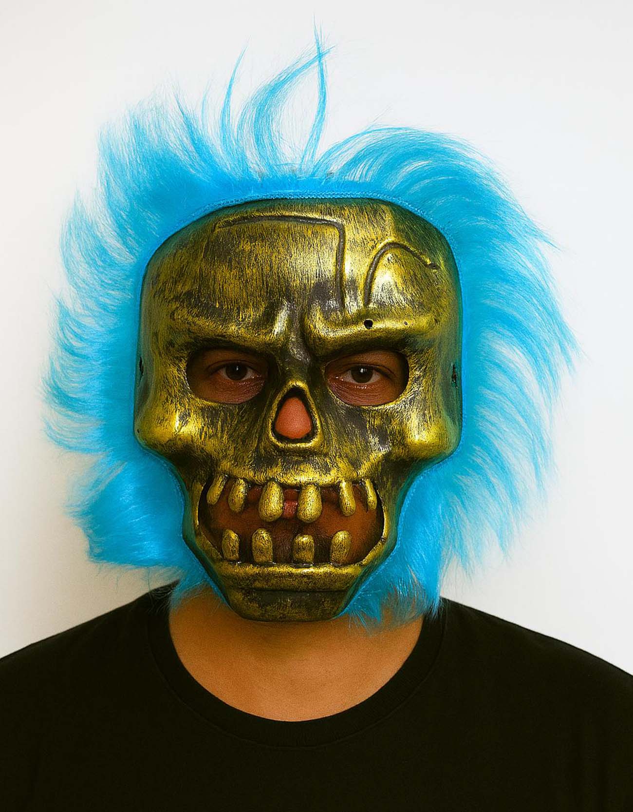 Wild Skull - قناع هيكل عظمي برونزي بجمجمة فيروزية الشعر