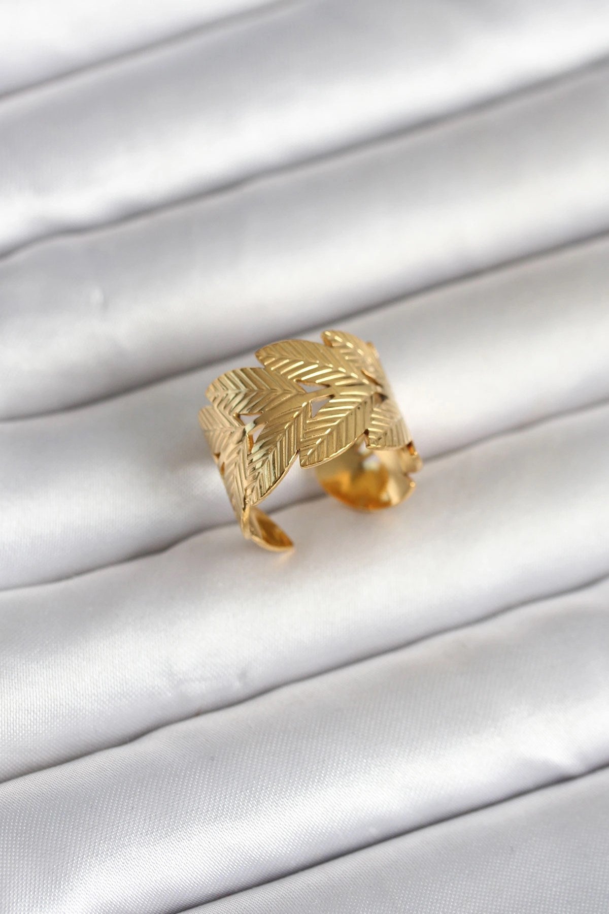 Mey İthalat® 316L Çelik Gold Renk Başak Modeli Kadın Yüzük