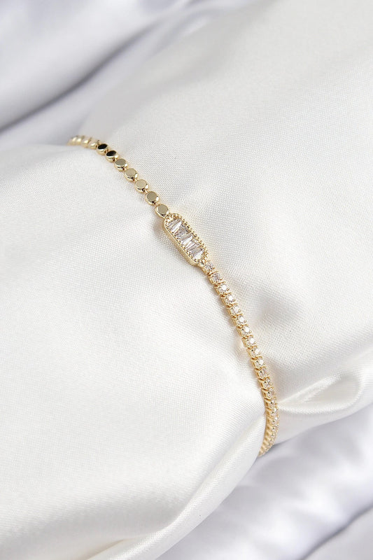 Mey İthalat® Pirinç Zirkon Taşlı Dikdörtgen Model Ezme Zincir Gold Renk Kadın Bileklik