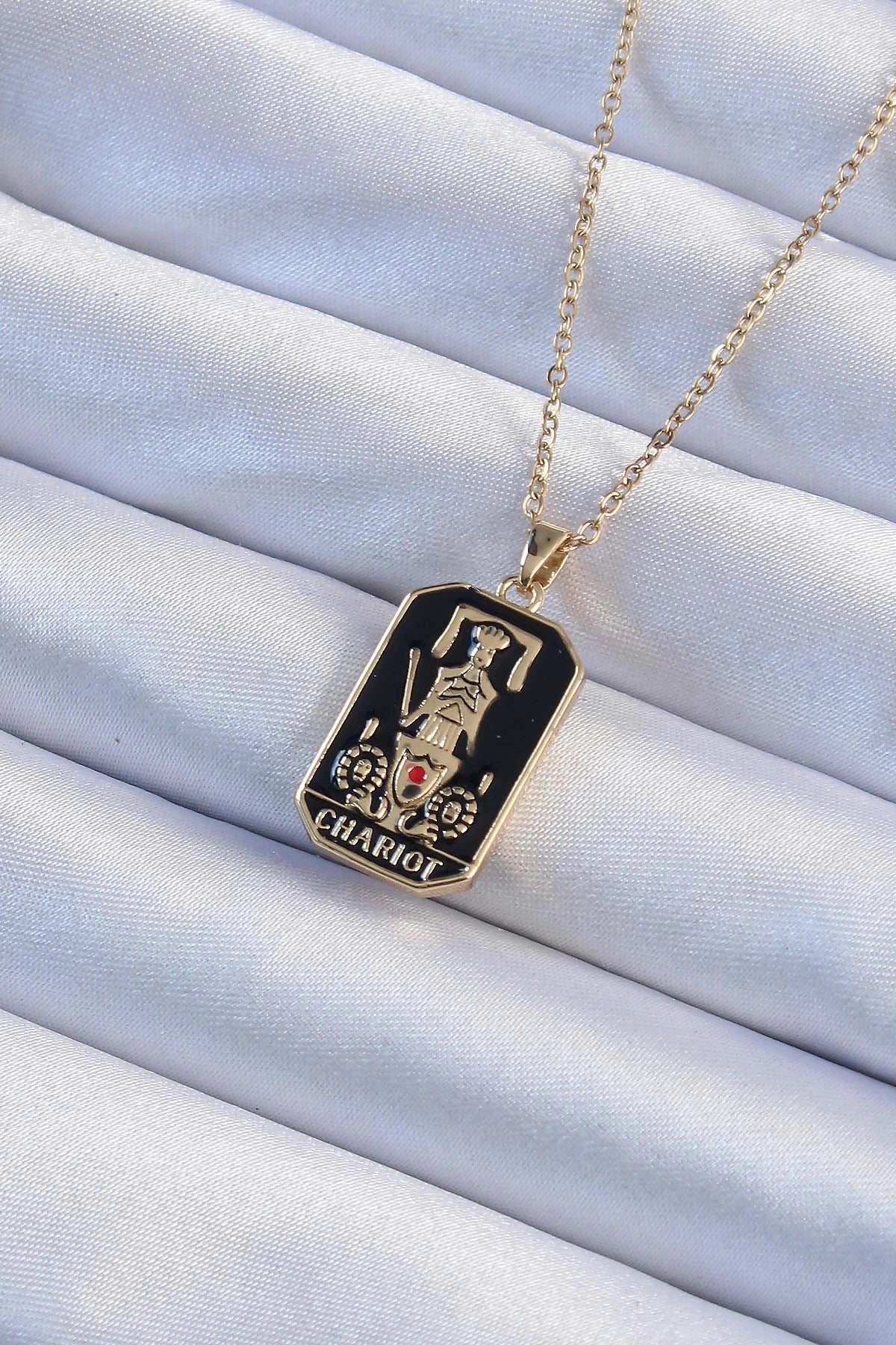 Mey İthalat® 316L Çelik Zincir Altın Renk Siyah Mineli Tarot Kolye