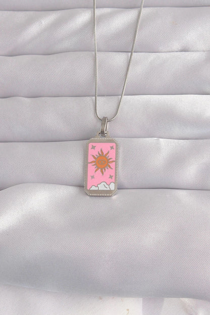 Mey İthalat® 316L Çelik Gümüş Renk Pembe Mineli Güneş Model Tarot Kolye