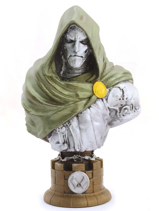 Polyester Dr. Doom Figürü