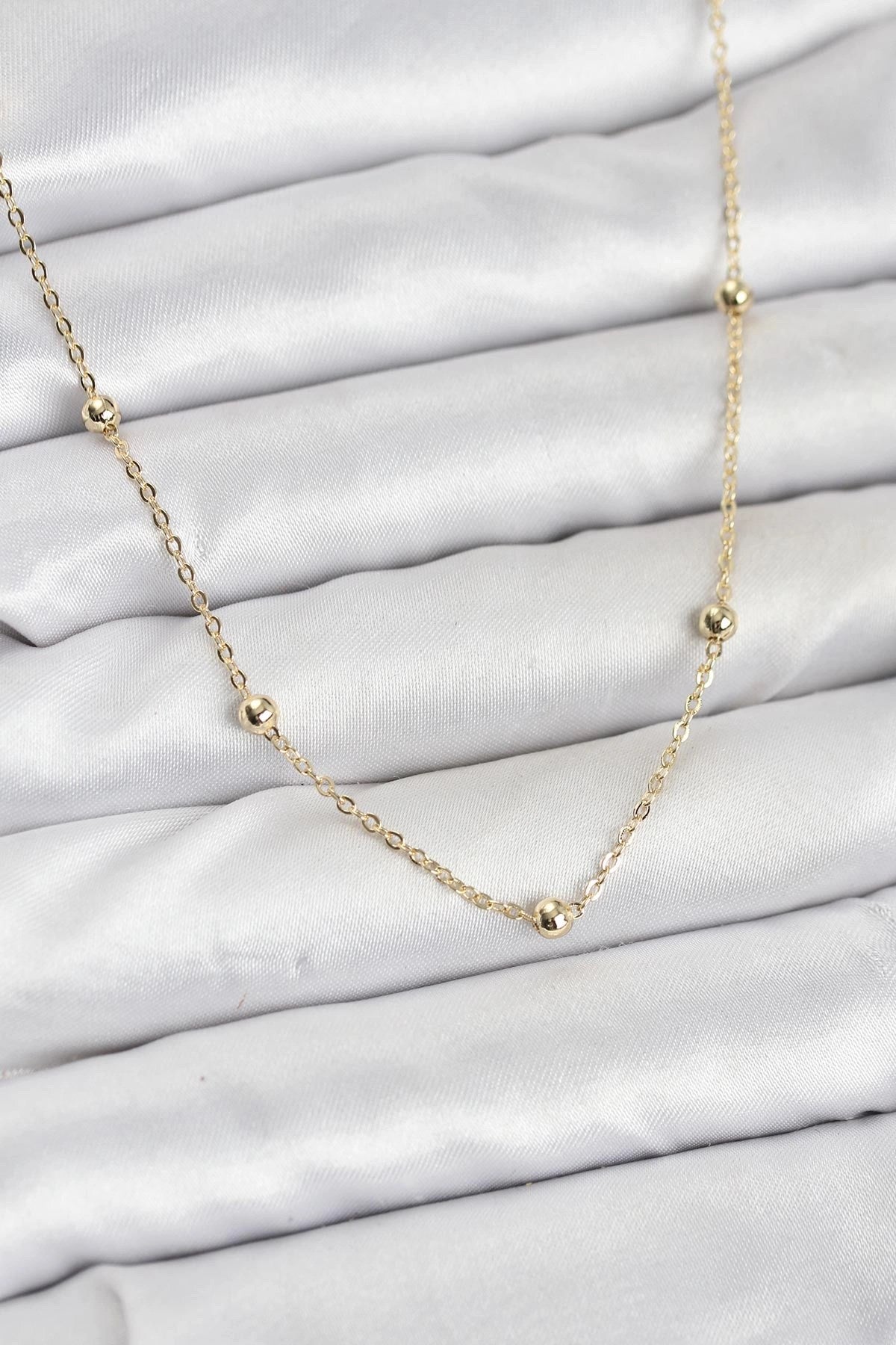 Mey İthalat® CM Gold Renk Top Zincirli Kadın Kolye