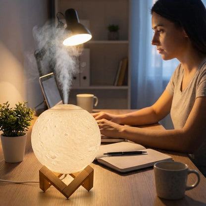 3D Ay Tasarımlı Su Yenilemeli USB Hava Nemlendiricisi - Dokunmatik, 3 Renk Işık Modlu (Gün Işığı / Beyaz / Sarı Işık) Gece Lambası (5347)