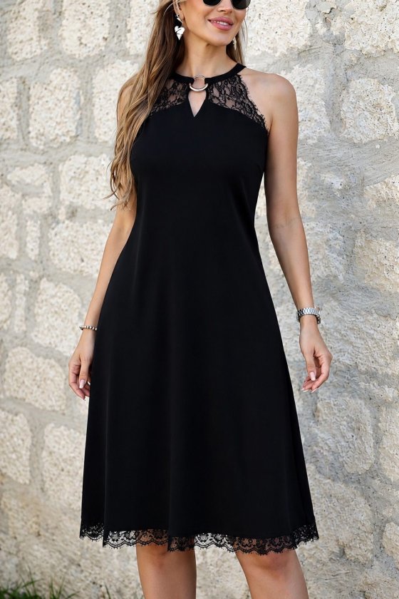 Kadın Omuzlardan Açık Yakadan Halka Aksesuar Detaylı Dantel Midi Viskon Elbise