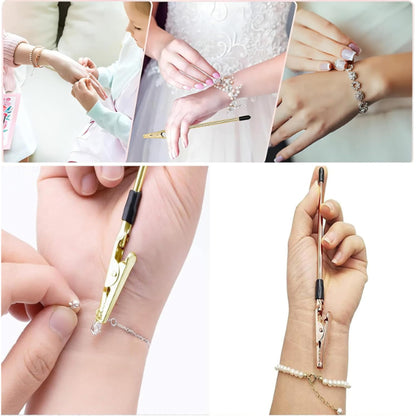 أداة مساعدة لارتداء السوار