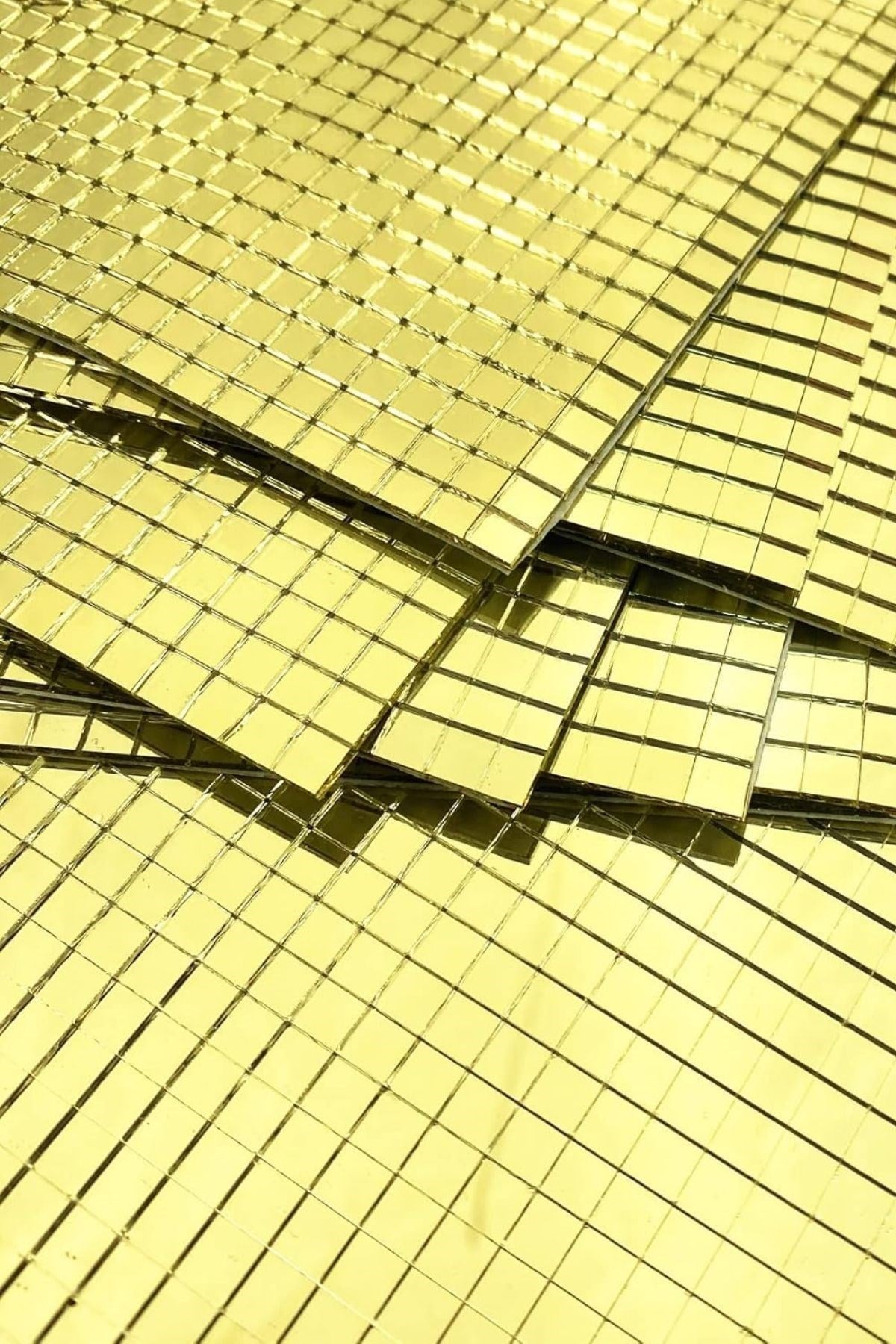 Starixa® Kare Gold Cam Mozaik Fayans Çıkartmaları El İşi Kare Cam Fayans Kendinden Yapışkanlı Aynalı Dekor Panel 30x30 Cm