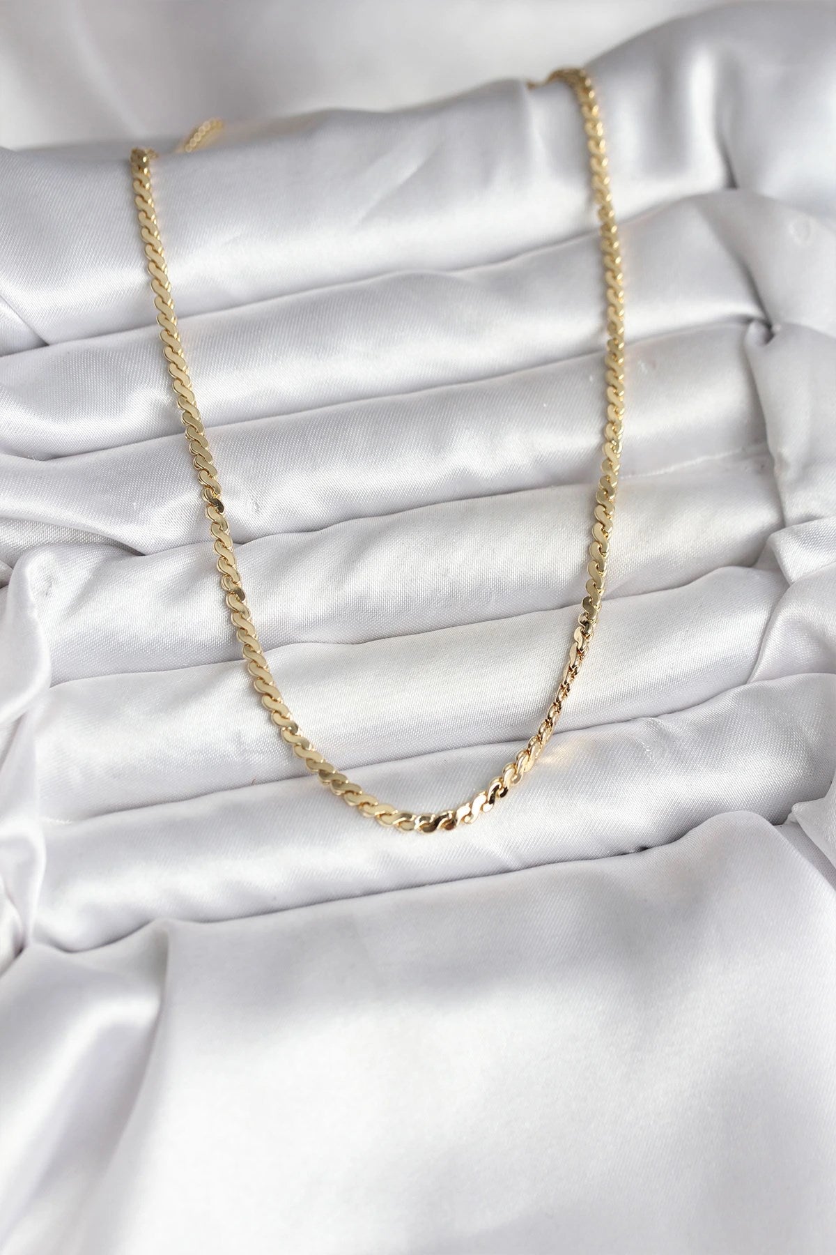 Mey İthalat® 14K Gold Renk Kaplama Ezme Yılan Zincir Model CM Kadın Kolye