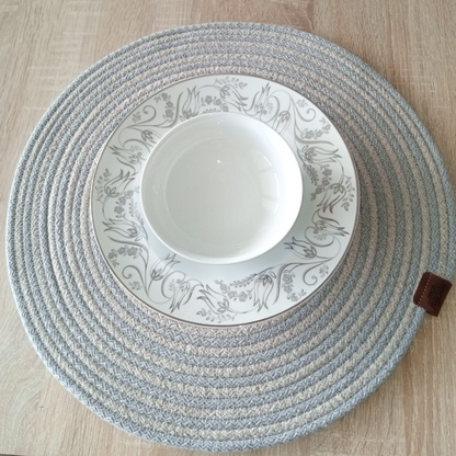 DecoHandy 39cm 2-Color Jute Knitted Placemat American Service