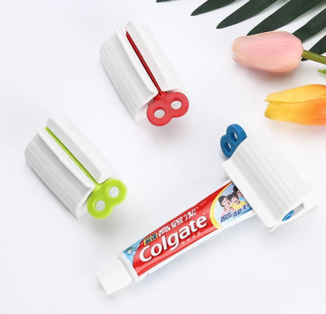 Rotating Toothpaste Squeezer 1 Piece