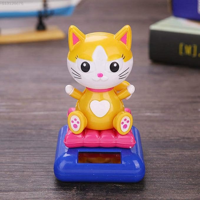 Solar Powered Waving Cat