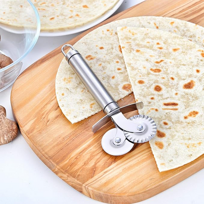 قطاعة عجين البيتزا برأسين