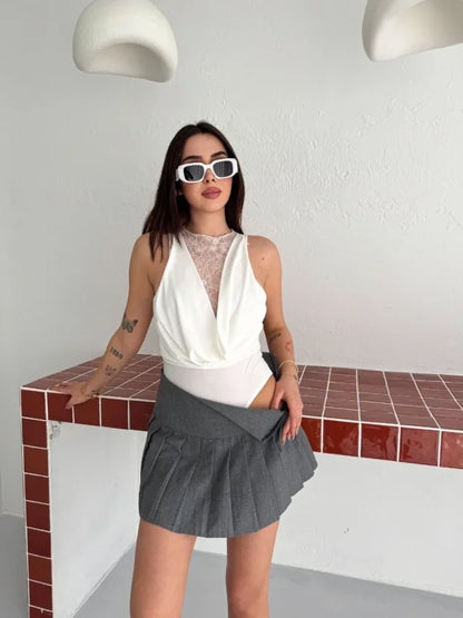 Dantel Detaylı Derin Dekolte Body Şık Kolsuz Yazlık Bodysuit - Beyaz