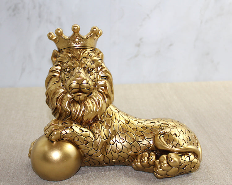 Polyester Decorative Crowned Lion Figurine