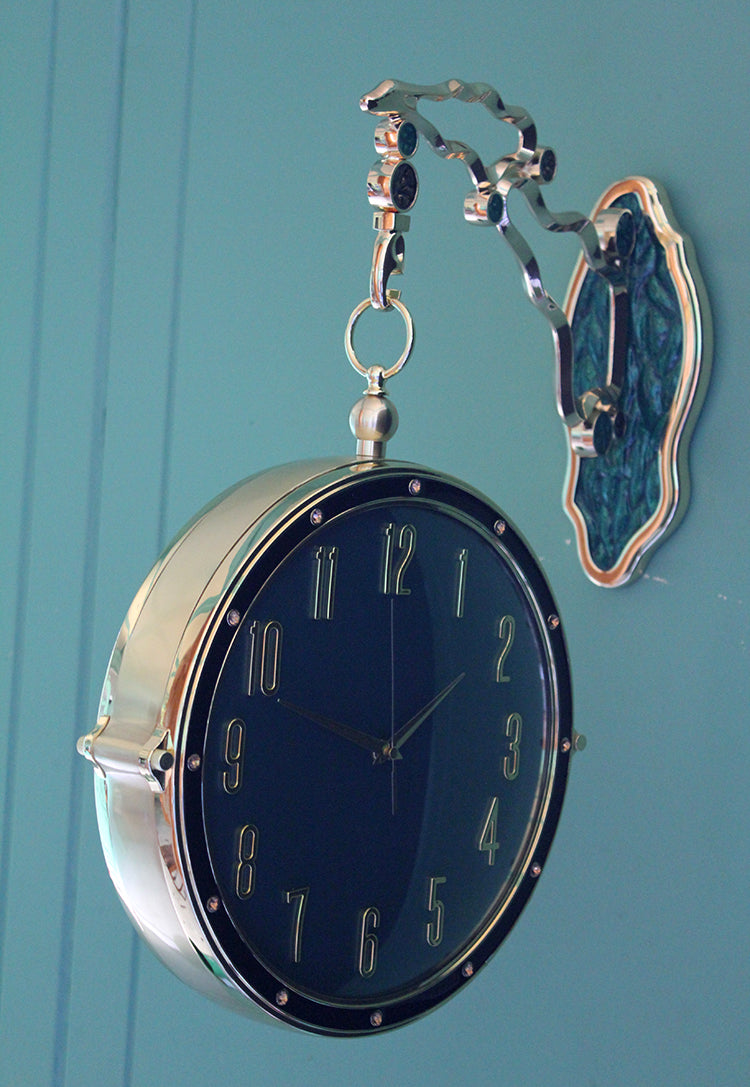 Wall-Mounted Station Clock