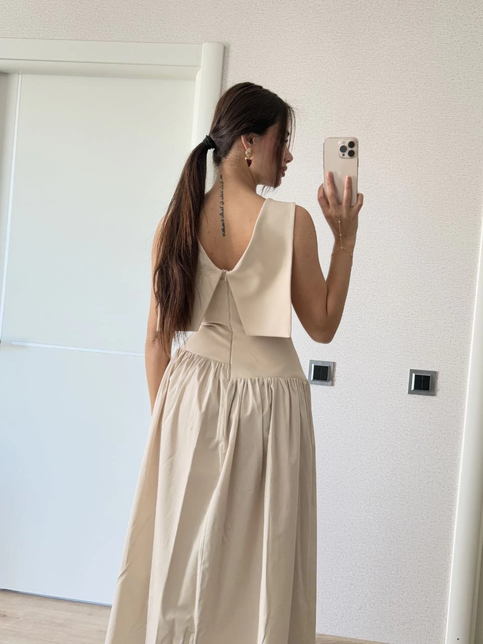 Crepe Back Wing Back Front Dart Detailed Long Women's Dress - Beige