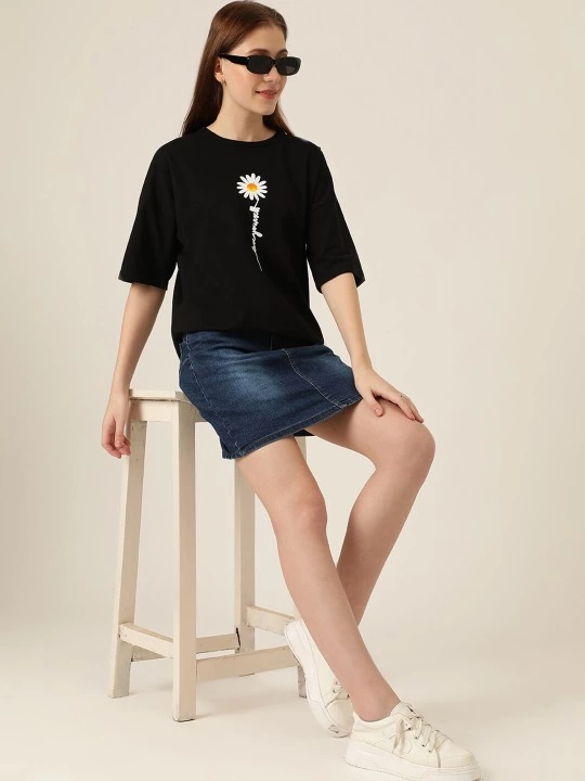 Printed Women's T-shirt - Black