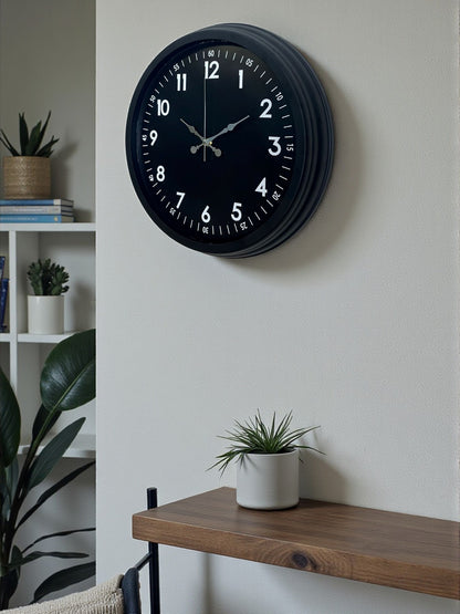Pure Dark Black 40 Cm Metal Duvar Saati