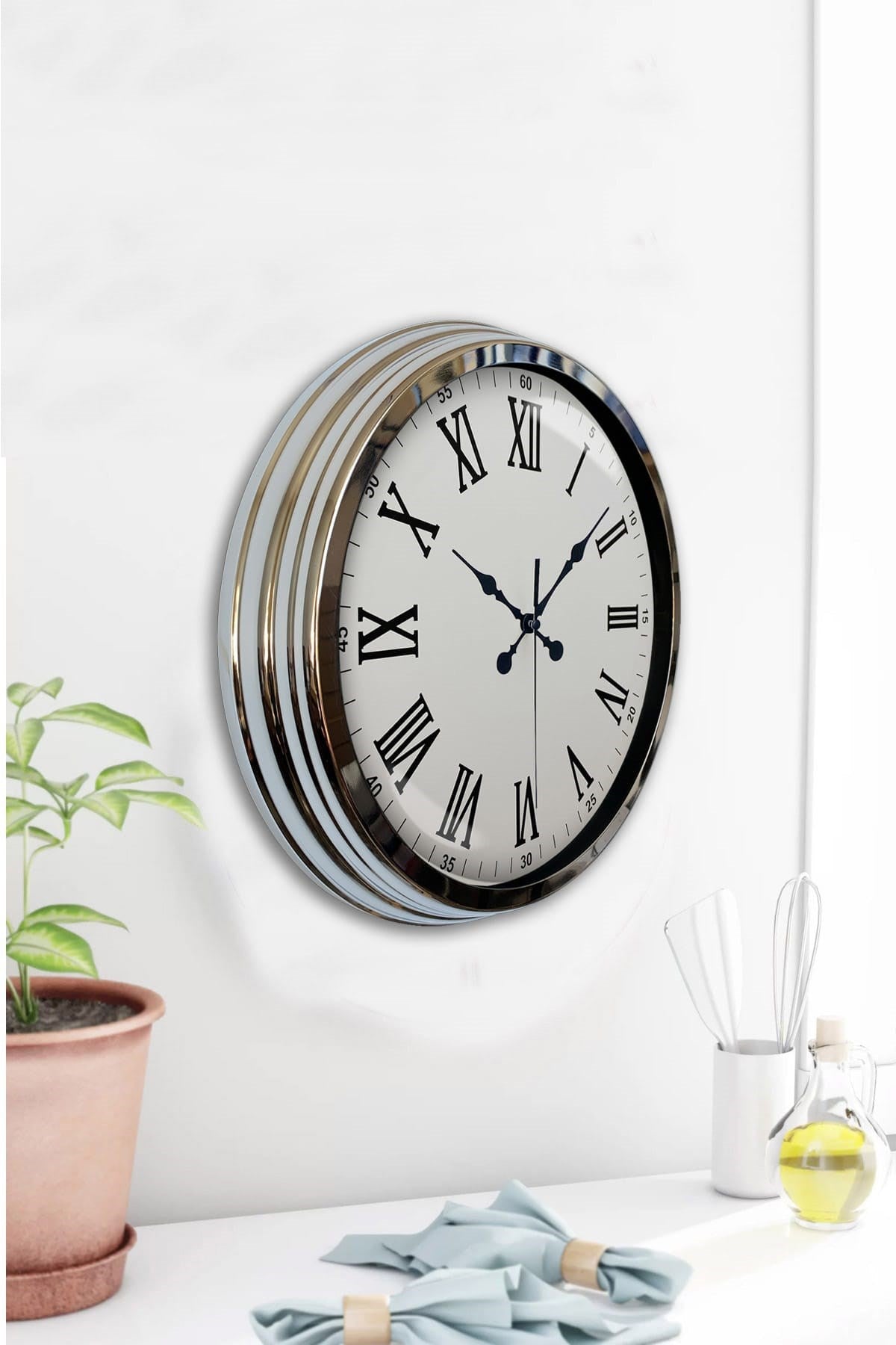 Krom Roma Rakamlı 40 Cm Metal Modern Duvar Saati