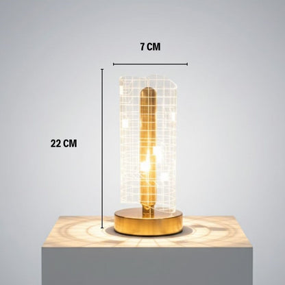 Dalgalı Silindirik Kristal Kareli Model LED Masa Lambası - Gold Tabanlı, Dokunmatik, 3 Renk Işık Modlu, Şarjlı Modern Dekoratif Gece Lambası (5347)