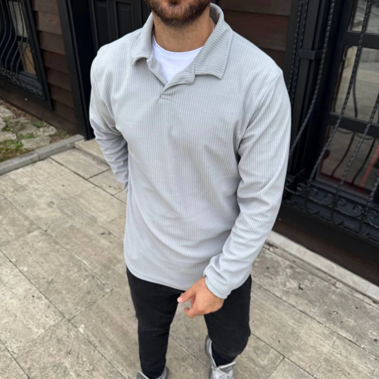 Men's Corduroy Fleece Sweatshirt - Buttonless Polo Collar, Oversize Relaxed Fit, Thick Fleece Fabric, Stylish Winter and Spring Everyday Top - Grey