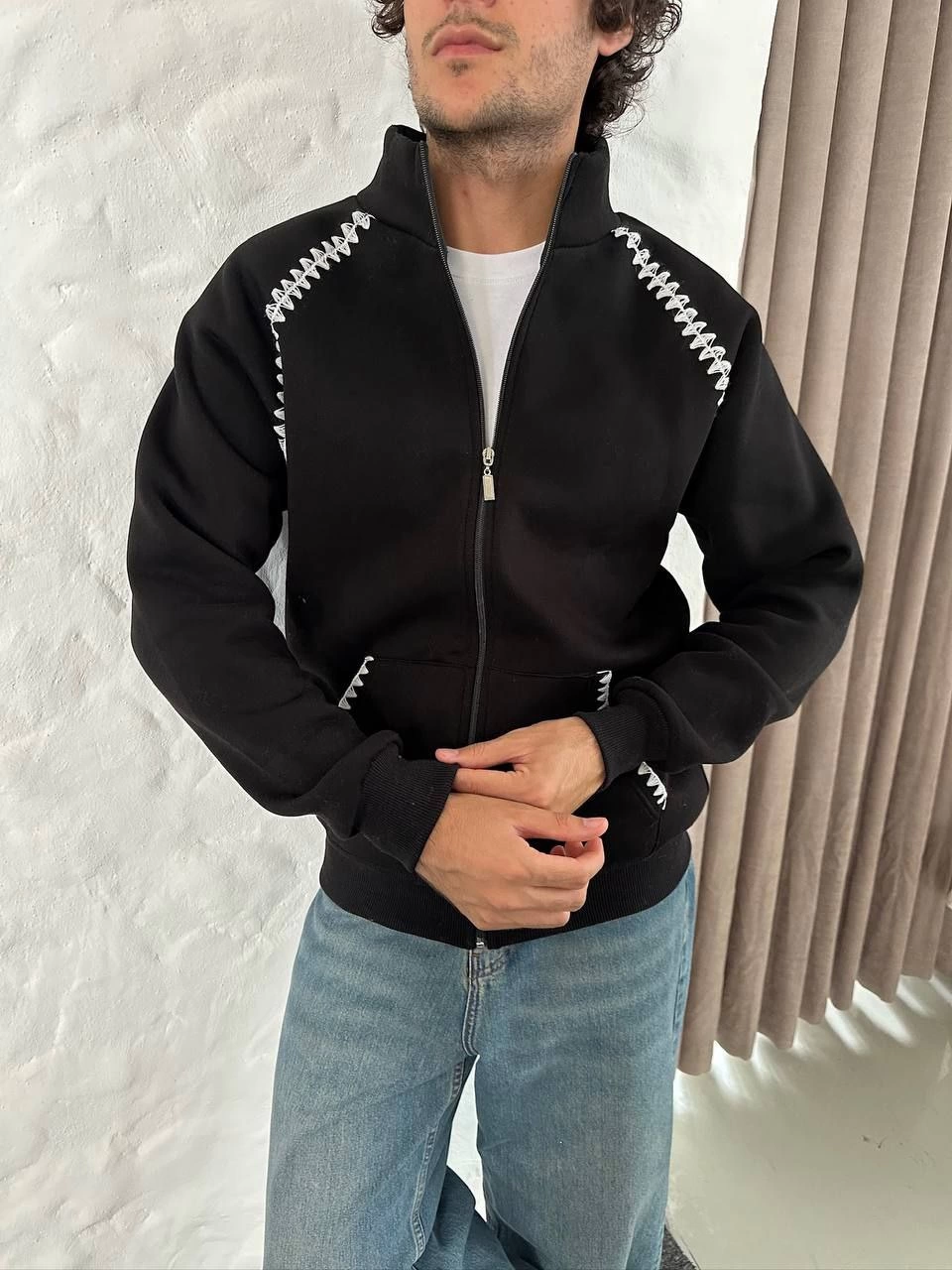 Men's Oversize Stand Collar Zippered Sweatshirt - Chain Embroidered Kangaroo Pocket - Black