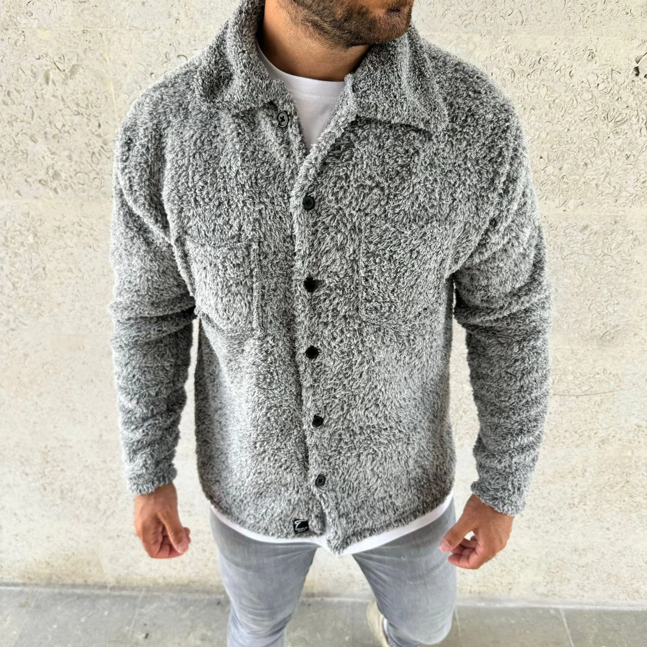 Erkek Pelüş Polar Hırka Gömlek - Yakalı, İlik Düğmeli, Göğüs Cepli, Yumuşak Dokulu Kışlık Regular Fit Rahat Günlük Model - Gri