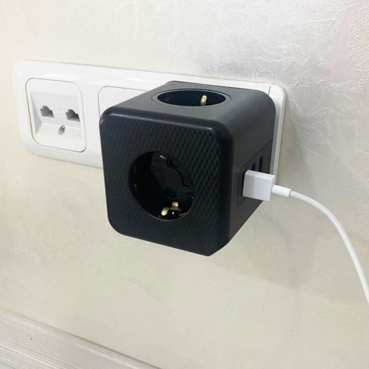 Starixa® Isıya Dayanıklı Termal Akım Korumalı ve Çocuk Korumalı 3 Priz Girişli 3 USB Girişli Küp Priz