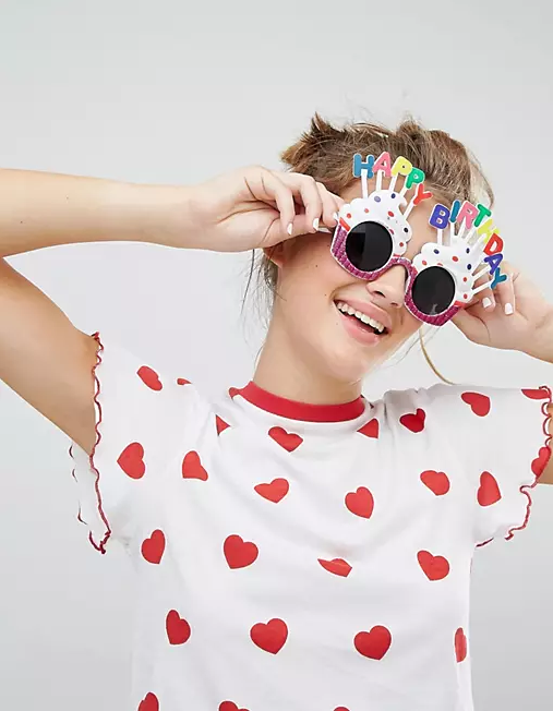 Happy Birthday White Fuchsia Party Glasses