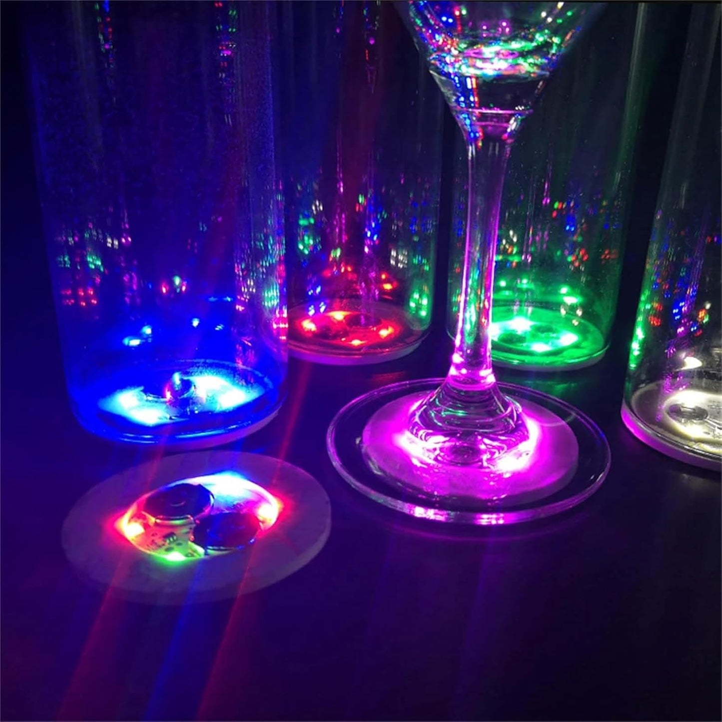 جهاز قاعدي لاصق مضيء للأكواب LED بثلاث وظائف وقطر 6 سم (5347)