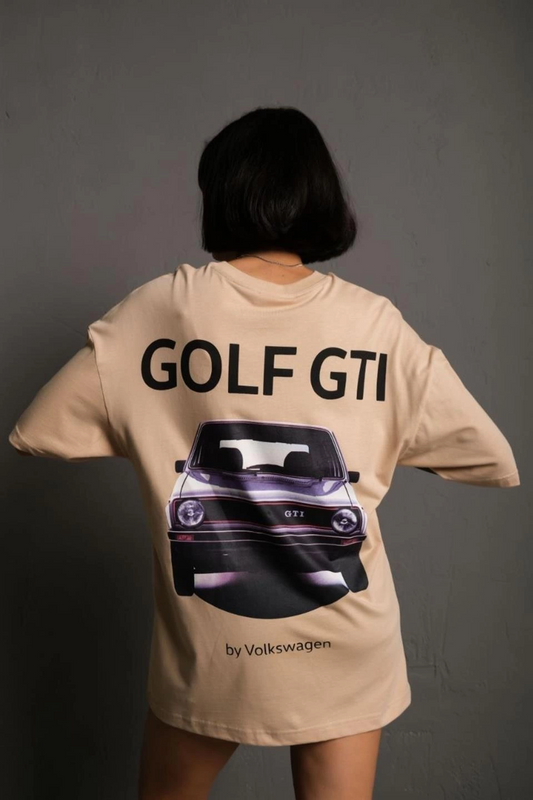 Kadın Oversize Baskılı Tişört - Golf GTI Retro Araba Desenli, Ön & Arka Dijital Baskı, Sokak Modası Stil - Bej