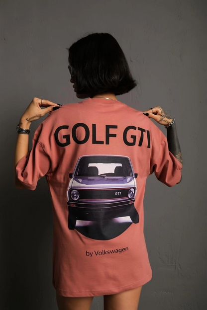 Kadın Oversize Baskılı Tişört - Golf GTI Retro Araba Desenli, Ön & Arka Dijital Baskı, Sokak Modası Stil- Gül Kurusu