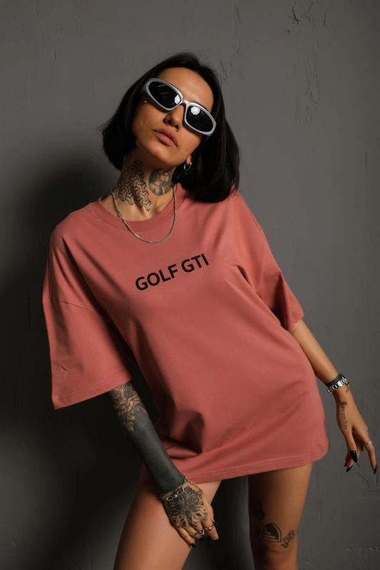 Kadın Oversize Baskılı Tişört - Golf GTI Retro Araba Desenli, Ön & Arka Dijital Baskı, Sokak Modası Stil- Gül Kurusu
