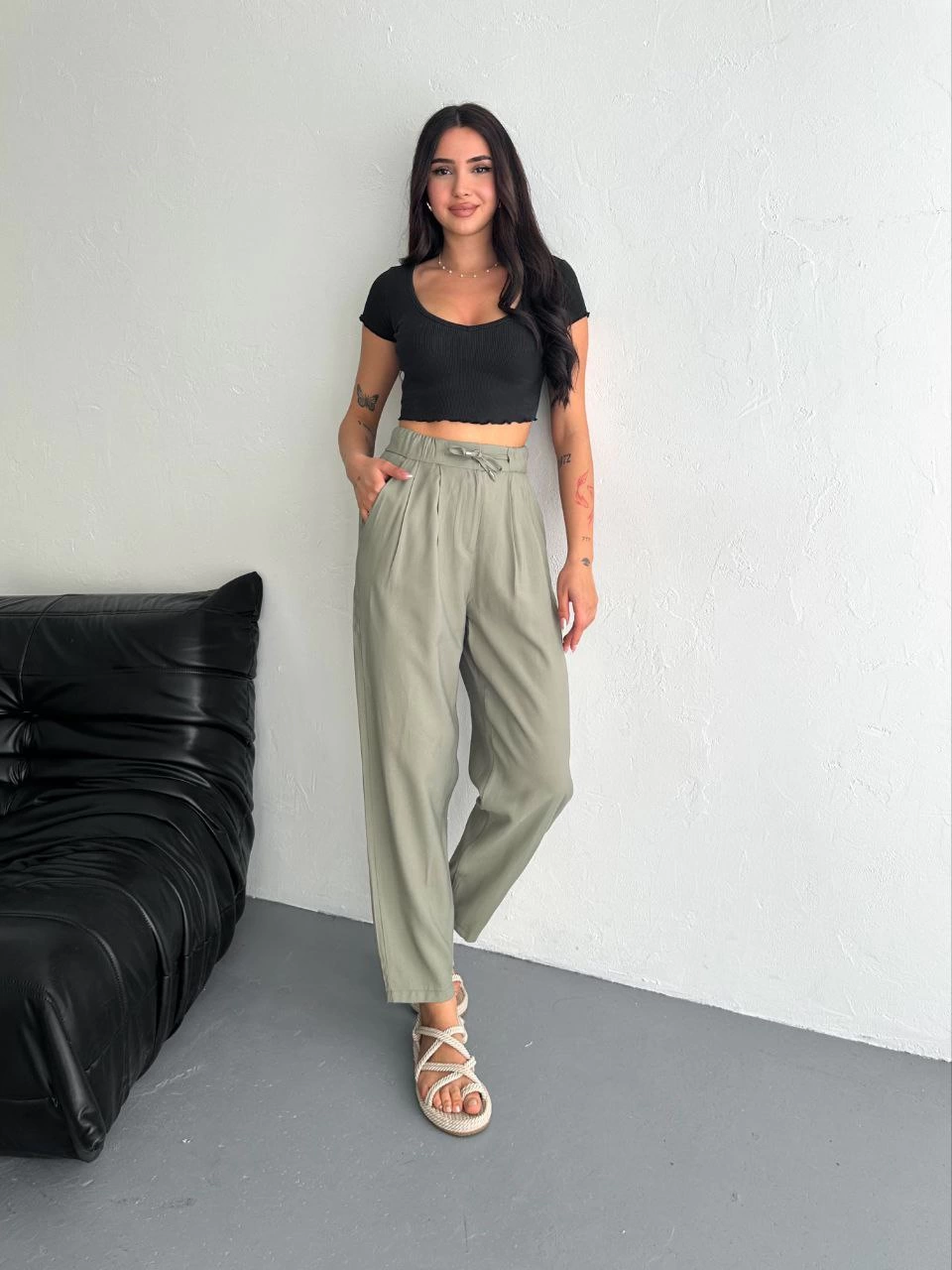 Women's High Waisted Tie-Waist Pocketed Relaxed Leg Trousers - Water Green
