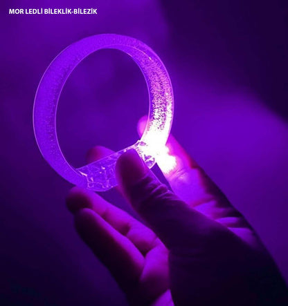 Mor Led Işıklı Baskı Yapılabilen Pilli Bileklik Bilezik 1,5 cm Genişlik (5347)