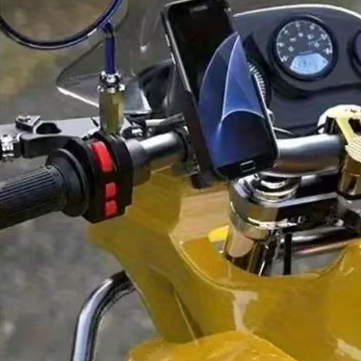 Motosiklet Gidon Telefon Tutucu-360° Döner, Kaymaz Sabitleme Sistemli, Sarsıntı Önleyici Telefon Tutucu Aparat (5347)
