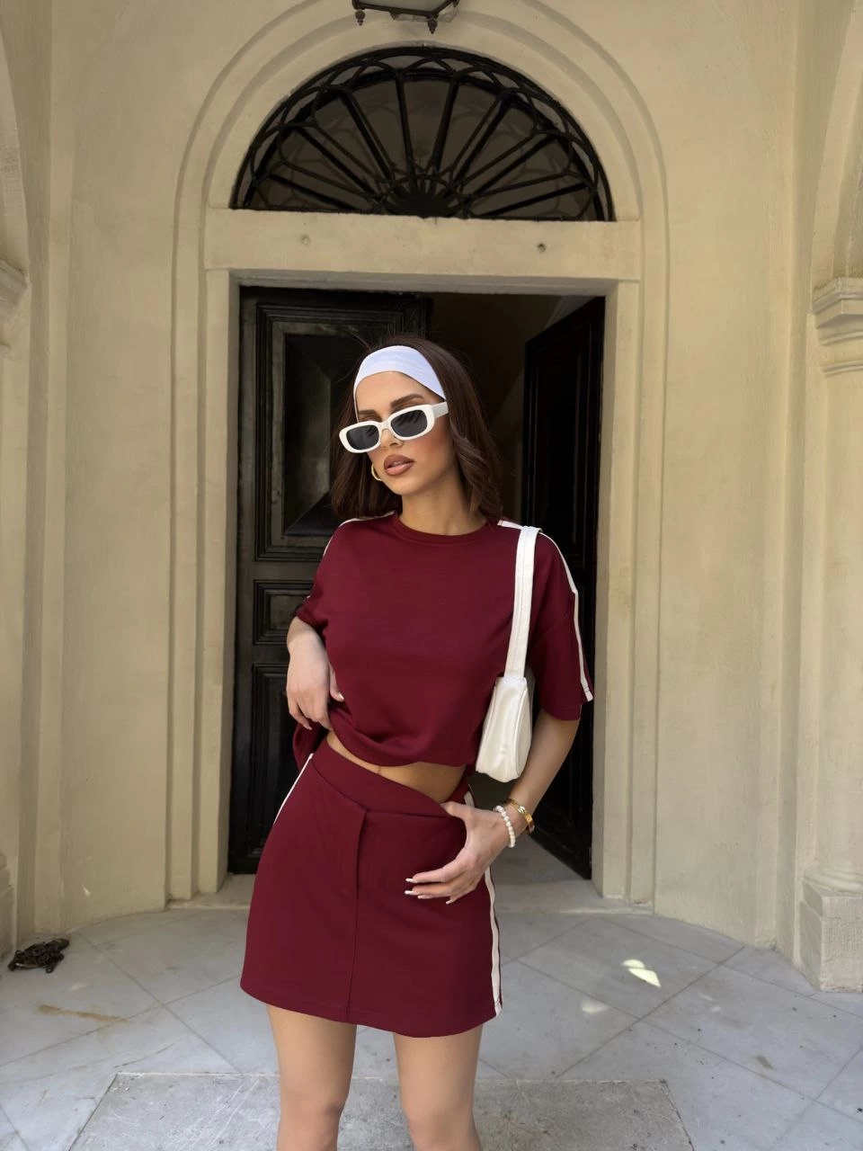 Osy Modal yumuşak dokulu Kumaş Kadın Parçalı Bisiklet Yaka T-shirt Mini Şortlu Etek İkili Takım -Bordo