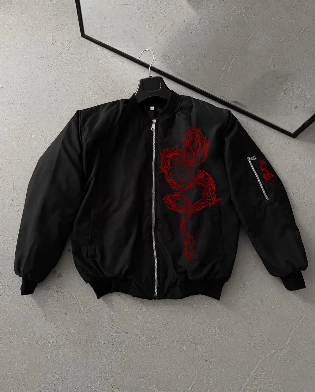 Erkek Unisex Siyah Bomber Mont - Kırmızı Ejderha Desenli, Fermuarlı Cepli, Kapitone Astarlı Günlük ve Sokak Modası Ceket - Siyah