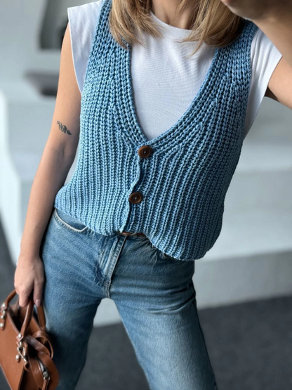 Knitted Sleeveless Buttoned Vest - Blue